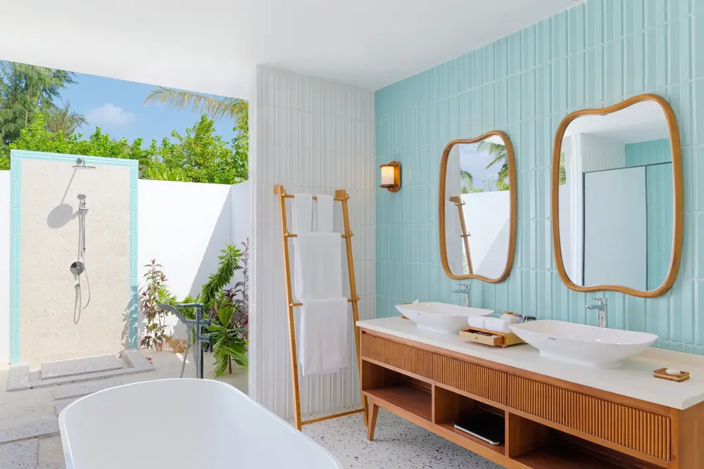 Dusit D2 Maldives Beach Pool Villa Bathroom