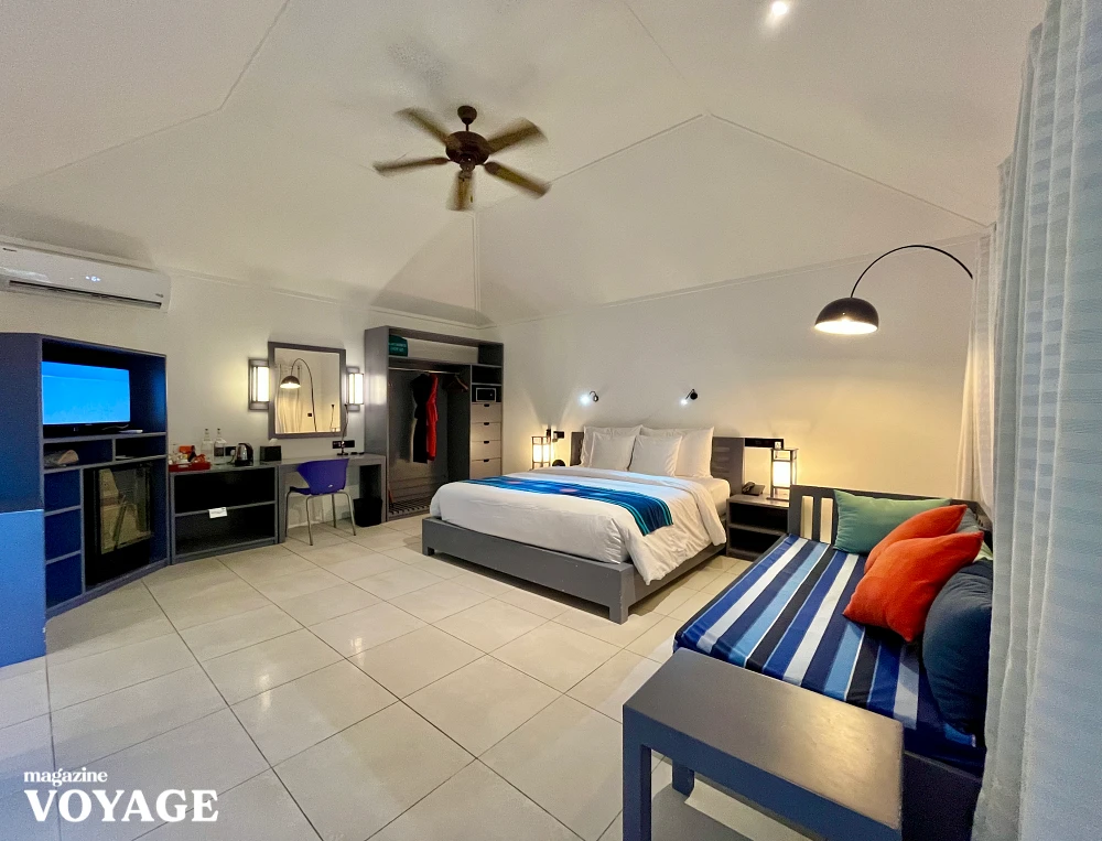 몰디브 미루 가든룸 객실 내부