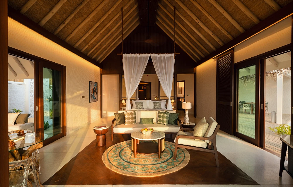 몰디브 라 길리 리조트 패밀리 비치풀빌라 객실 메인 침실 실사